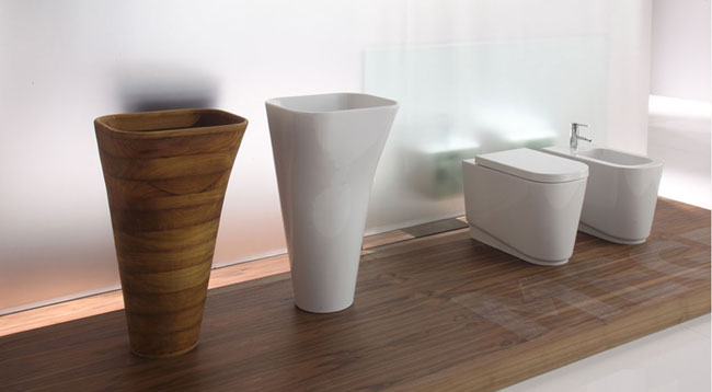 Lavabo monolite e sanitari a terra, collezione Meg11
