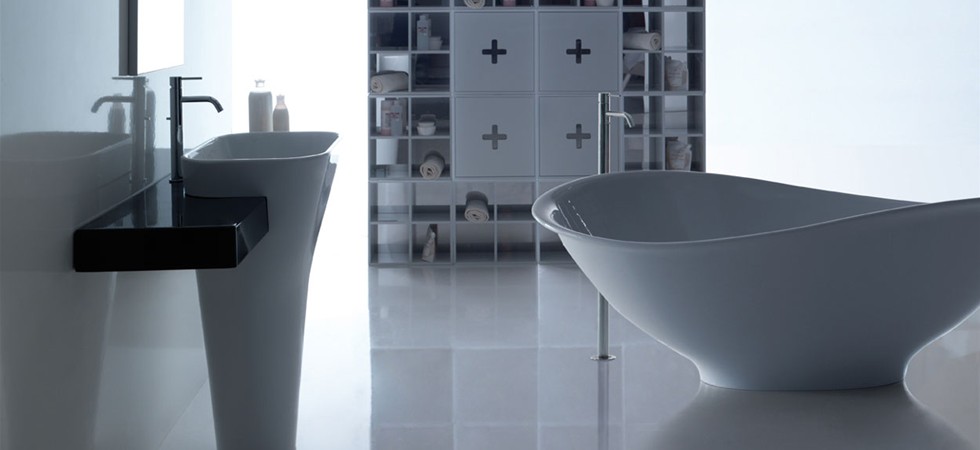 Piatti doccia, lavabi che arredano, sanitari per tutte le dimensioni. L'arredo bagno di Ceramica Galassia offre soluzioni per tutti i gusti per per i progetti di arredo bagno.